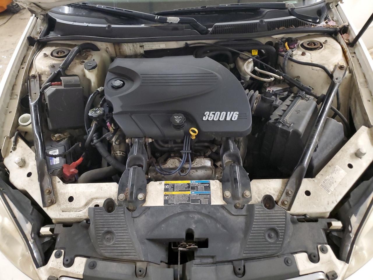 2009 Chevrolet Impala - Image 11