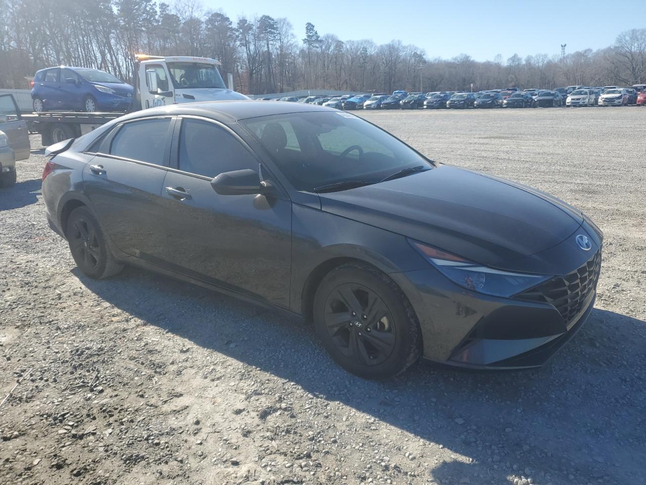 2021 Hyundai Elantra - Image 4