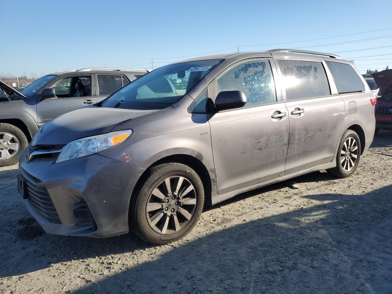 2019 Toyota Sienna Le for Sale in Eugene, OR - Water/Flood