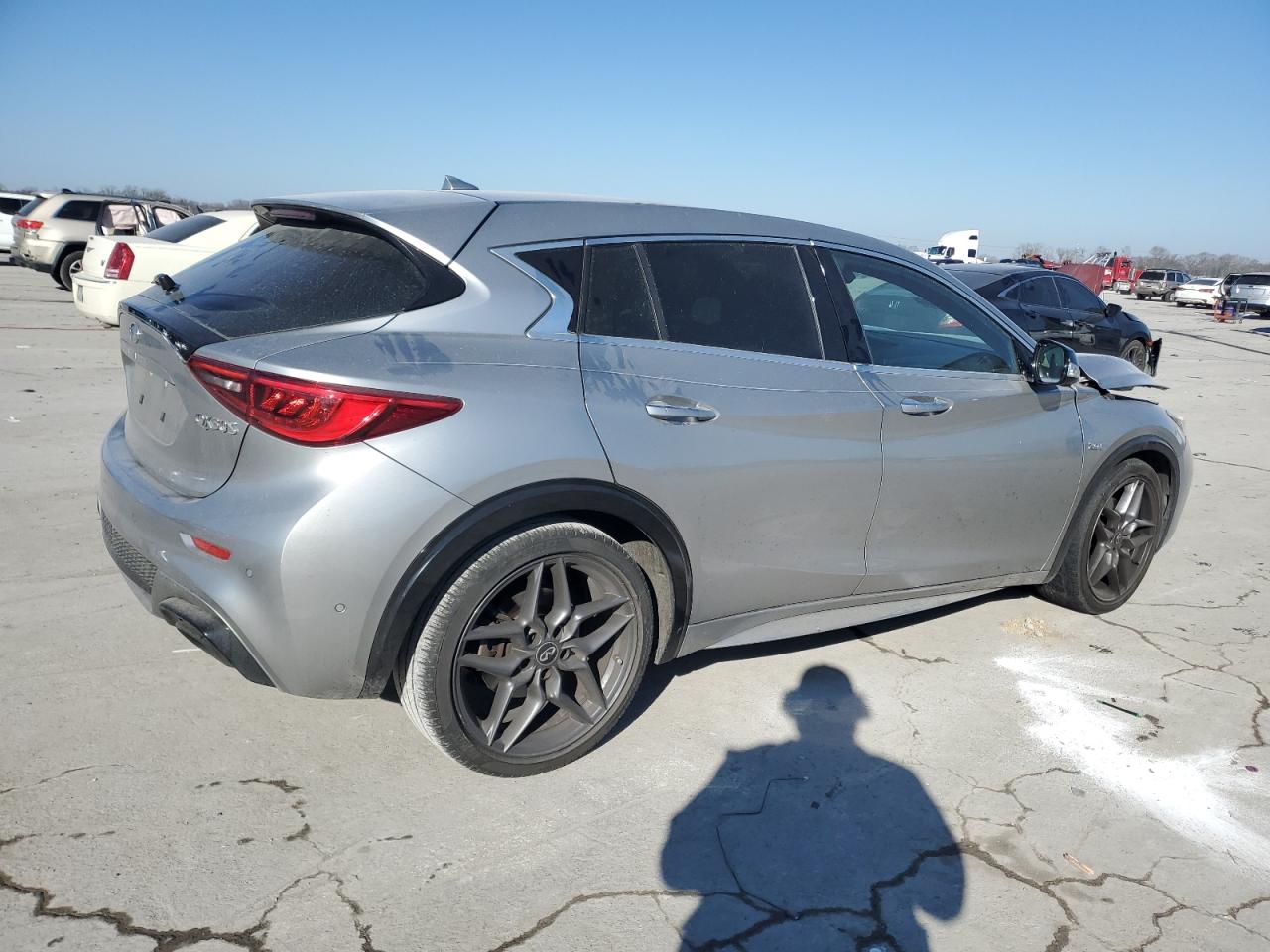 2018 Infiniti QX30 - Image 3
