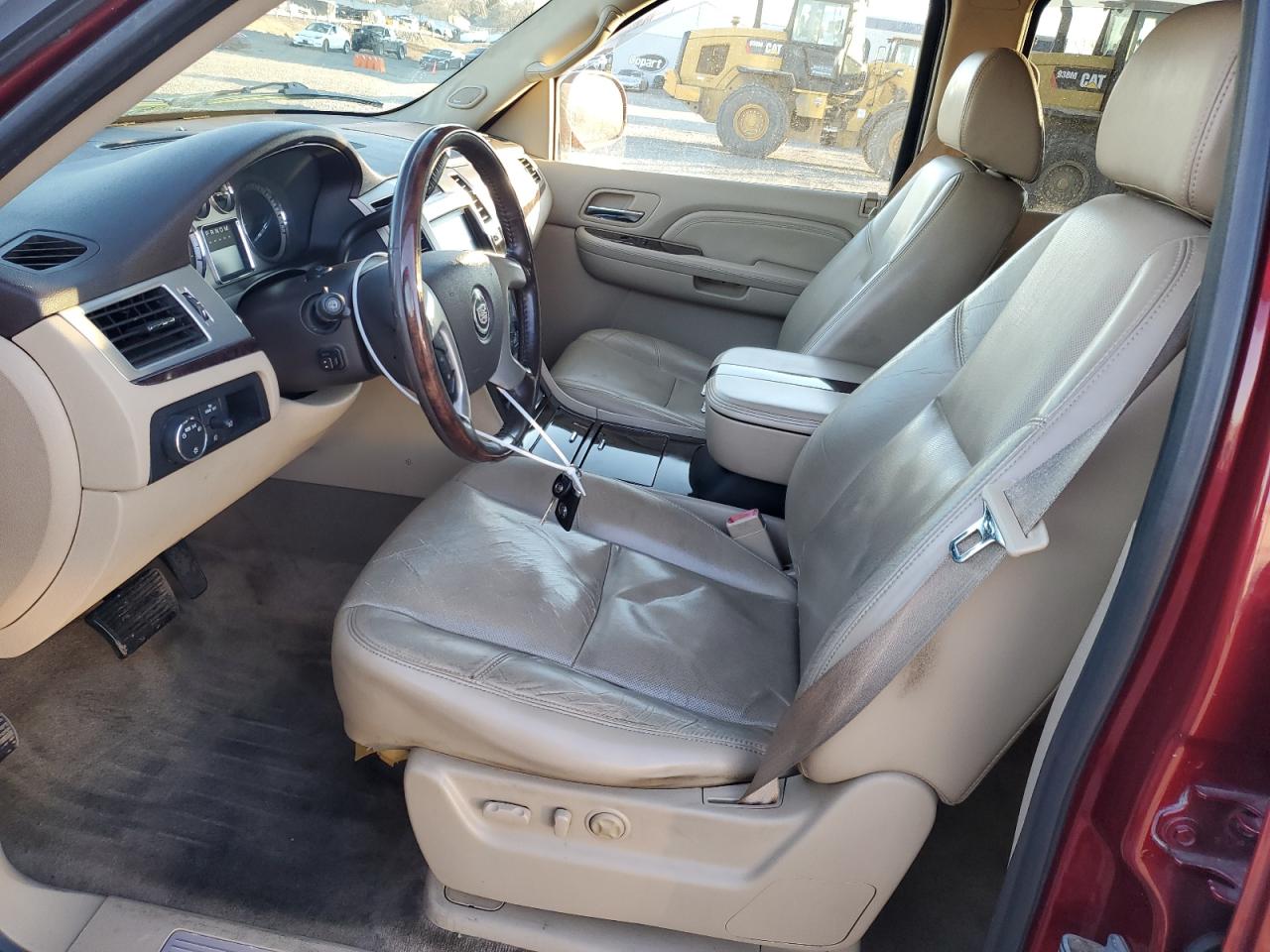 2009 Cadillac Escalade - Image 7