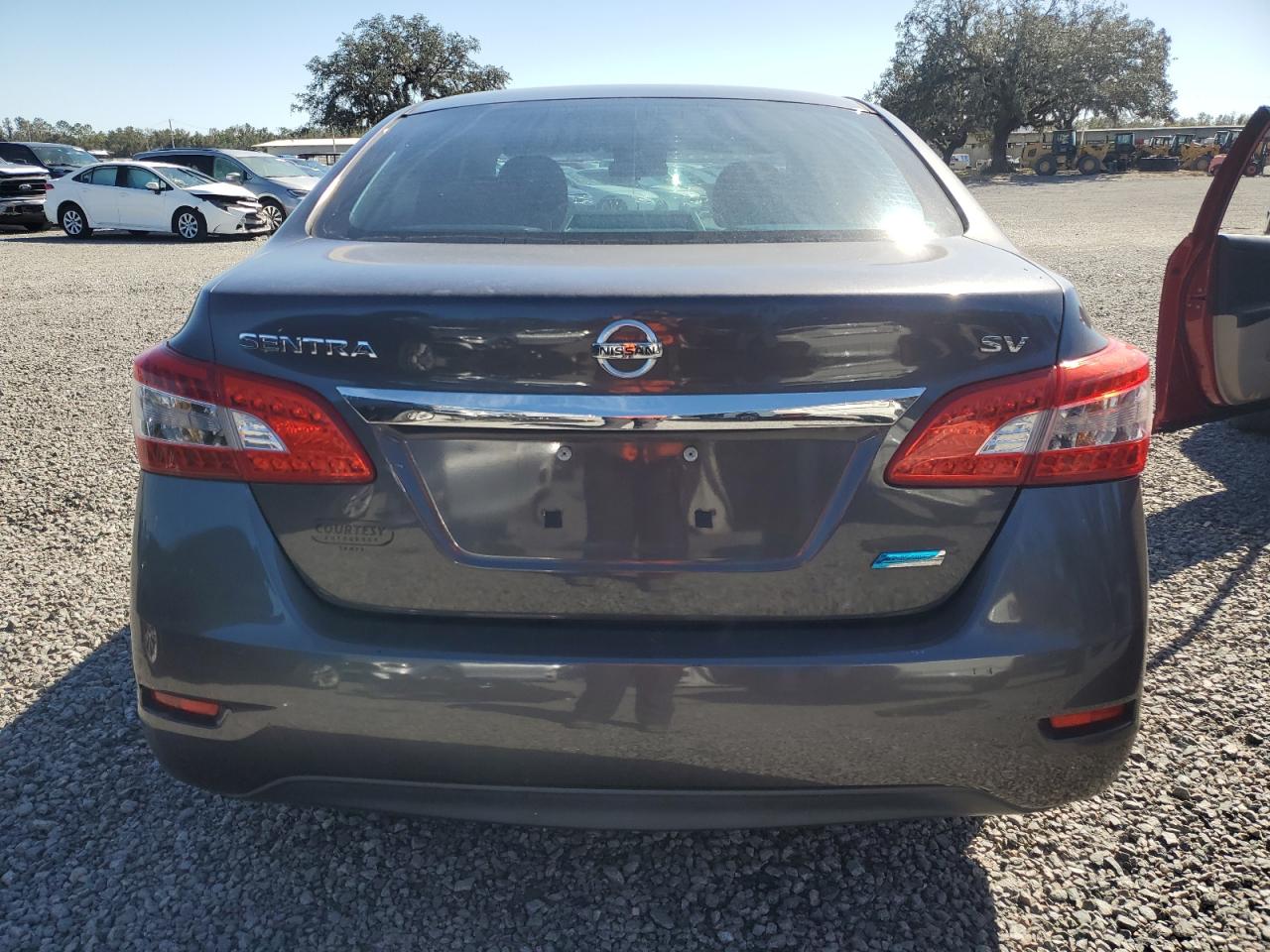 2014 Nissan Sentra - Image 6