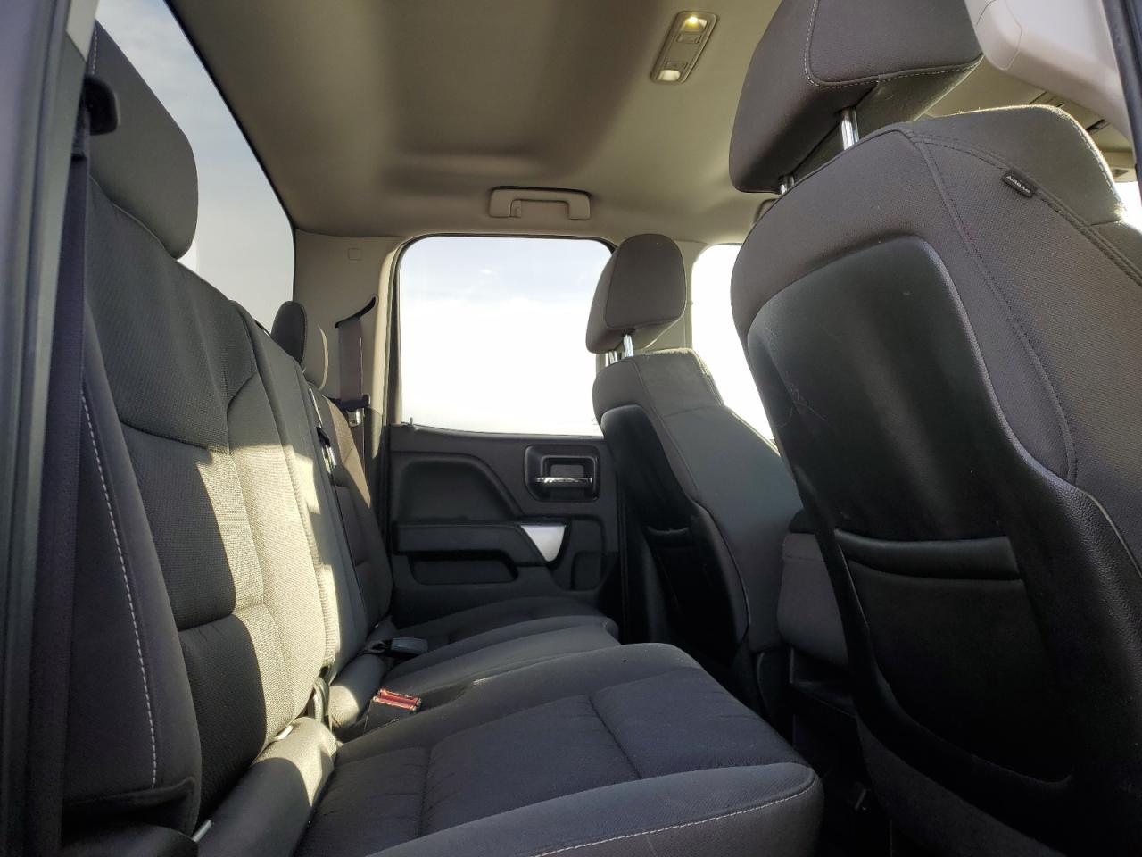 2014 Chevrolet Silverado - Image 10