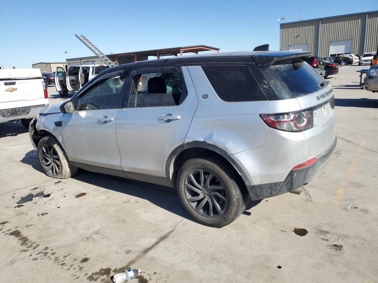 2019 Land Rover Discovery - Image 2