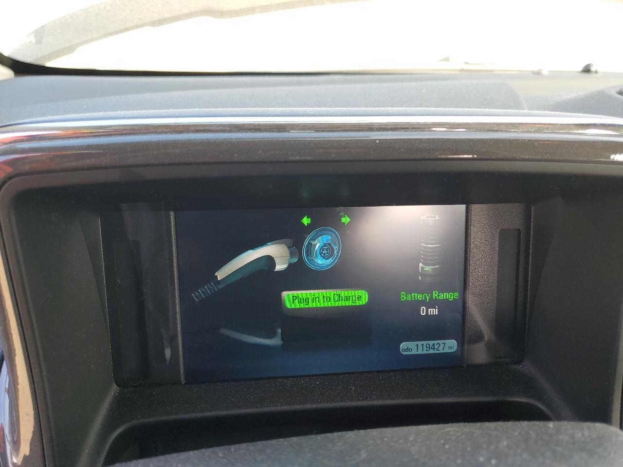2013 Chevrolet Volt - Image 9