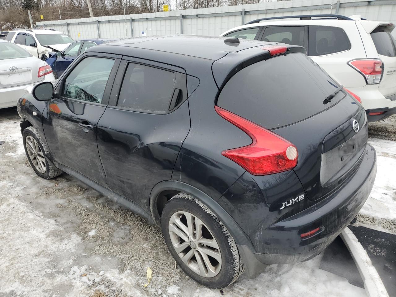2011 Nissan Juke - Image 2