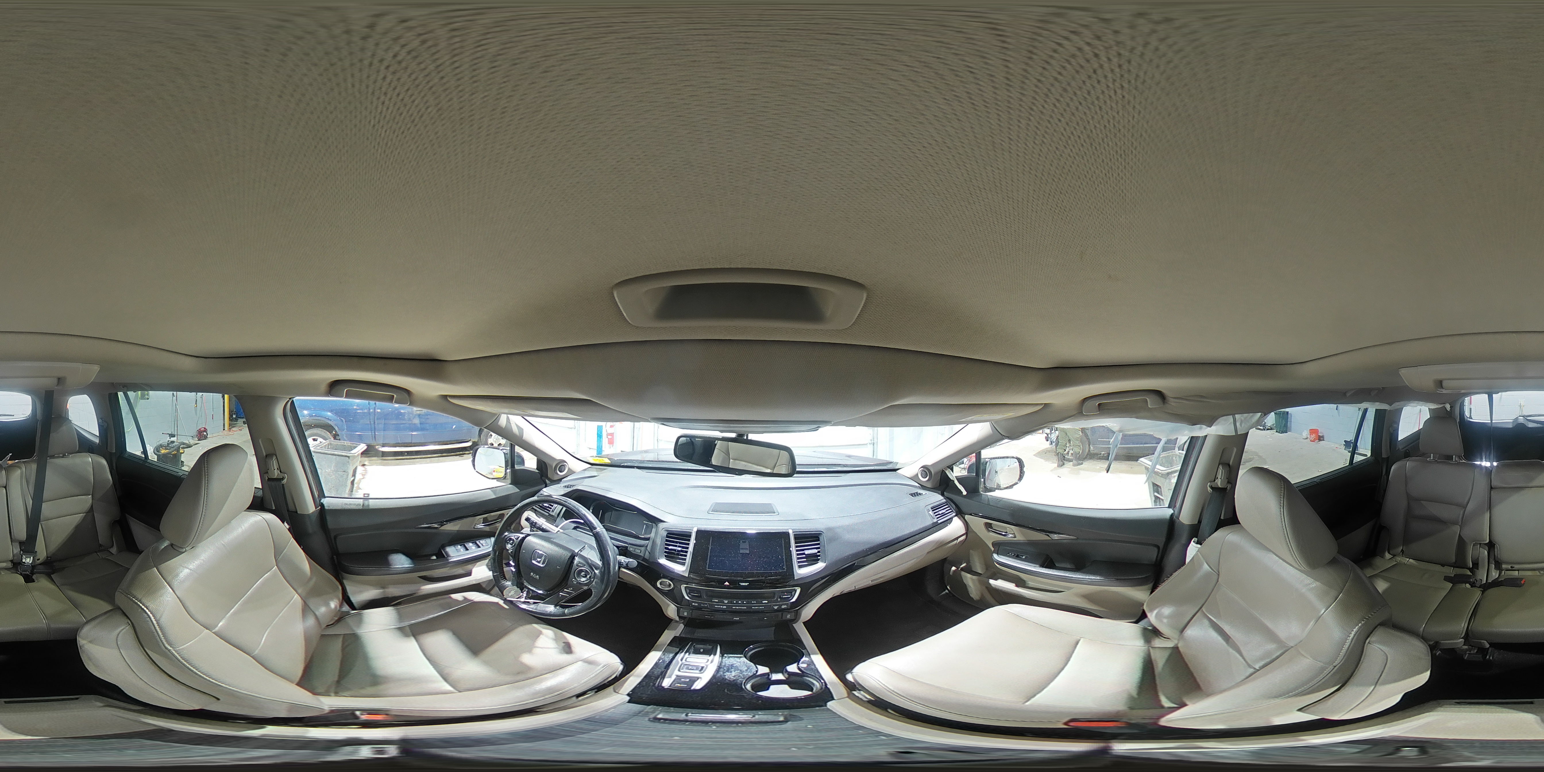 2017 Honda Pilot - Image 16