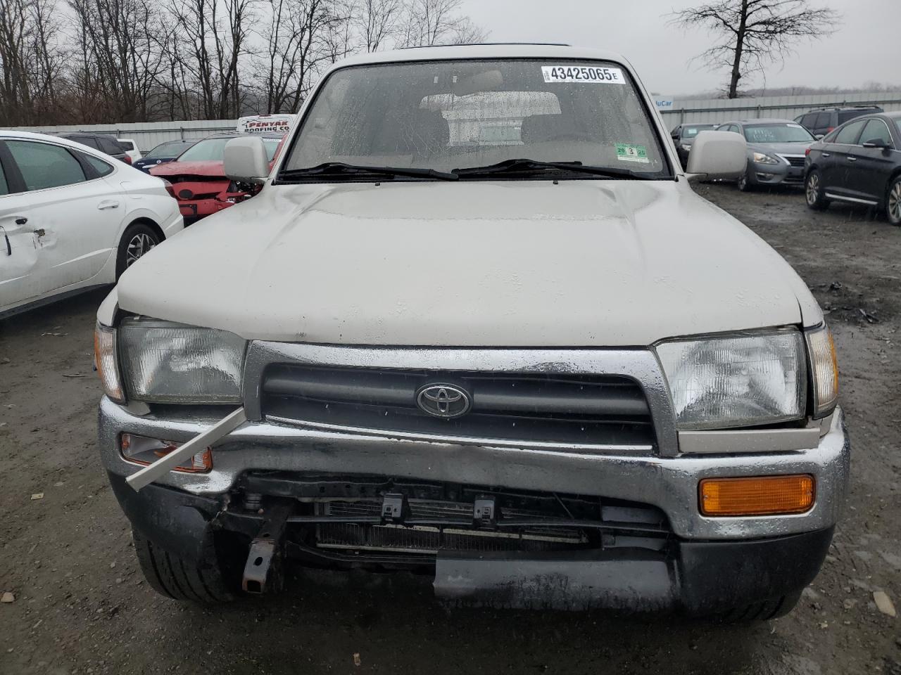 1998 Toyota 4Runner - Image 5