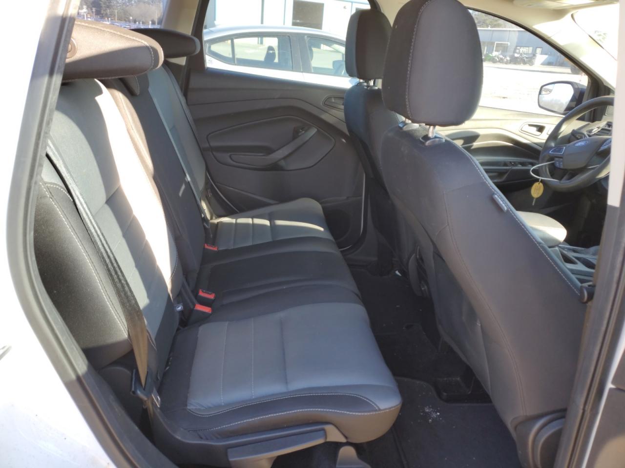 2017 Ford Escape - Image 11