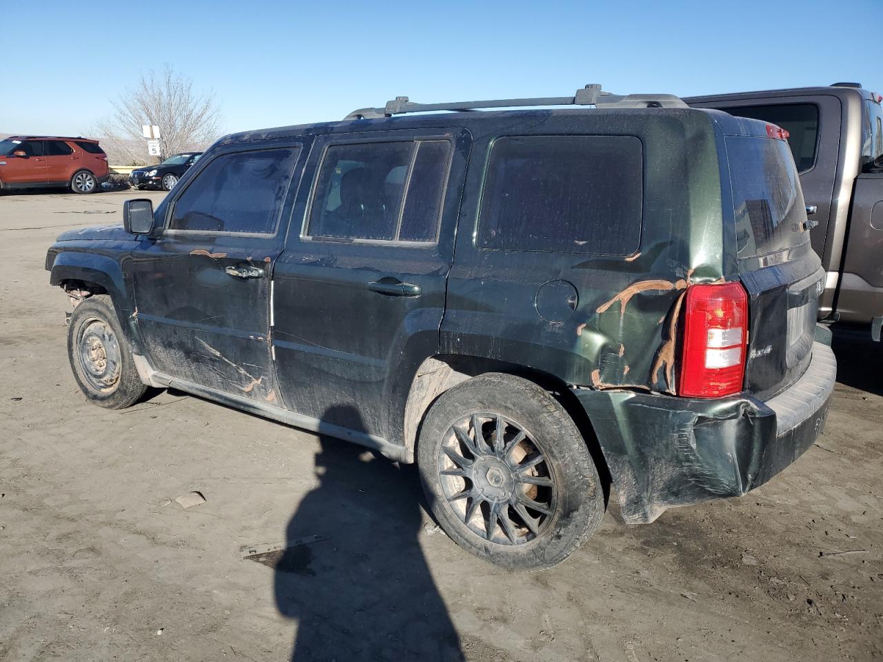 2010 Jeep Liberty (Patriot) - Image 2
