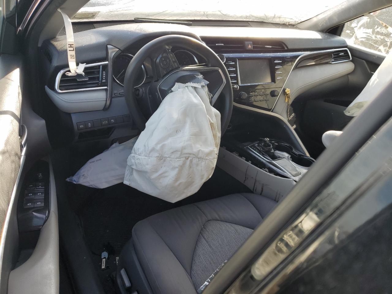 2018 Toyota Camry - Image 8