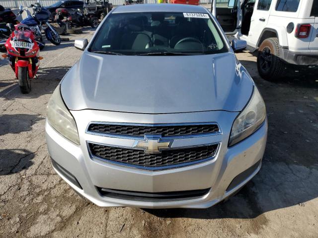 Седаны CHEVROLET MALIBU 2013 Серебристый