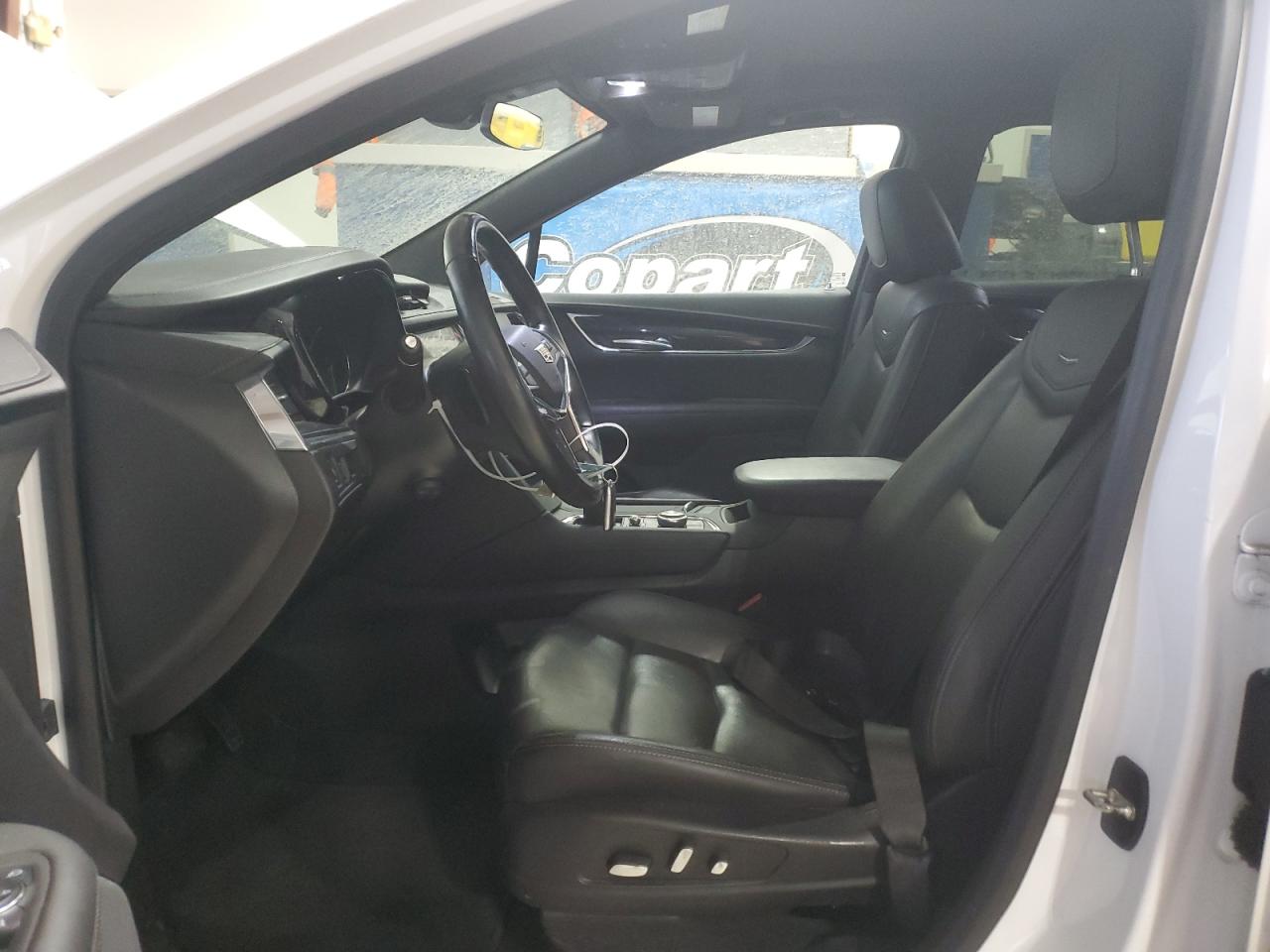 2021 Cadillac XT5 - Image 7