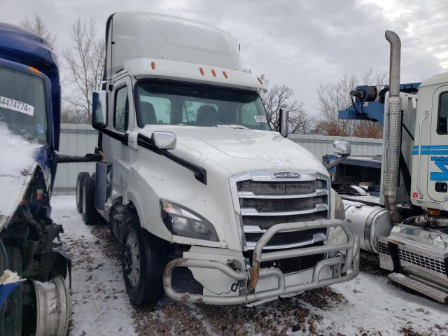 2019 Freightliner Cascadia 126 