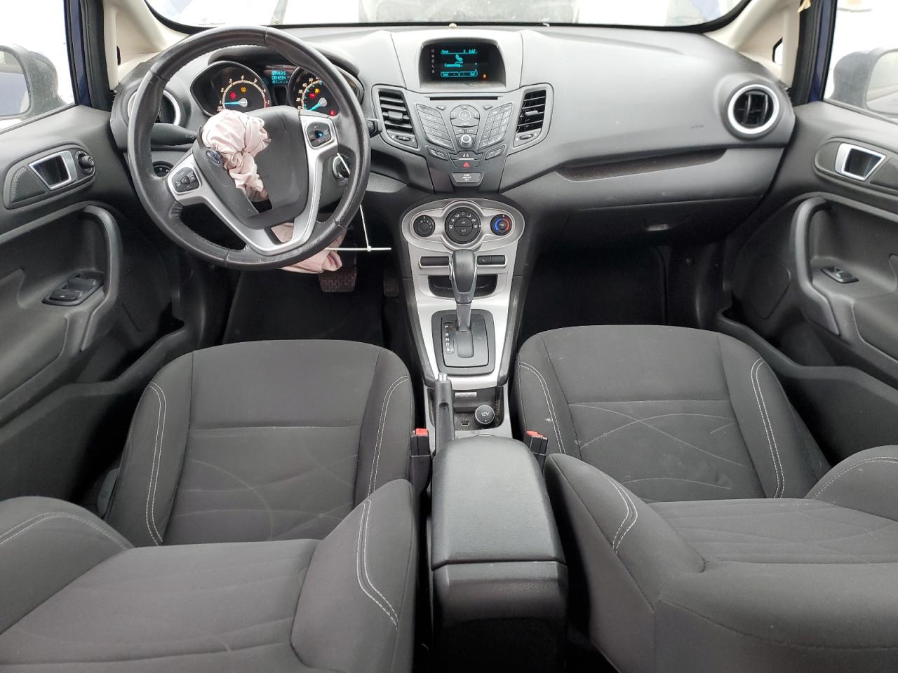 2016 Ford Fiesta - Image 8