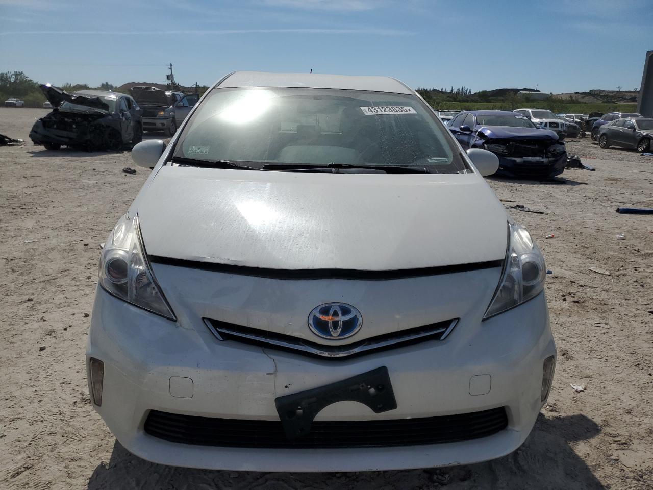 2012 Toyota Prius - Image 5
