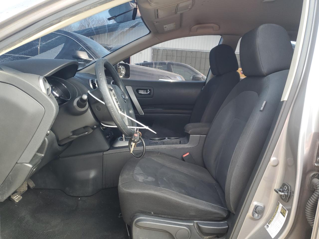2015 Nissan Rogue - Image 7