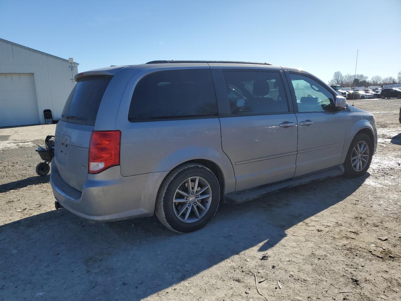 2014 Dodge Caravan - Image 3