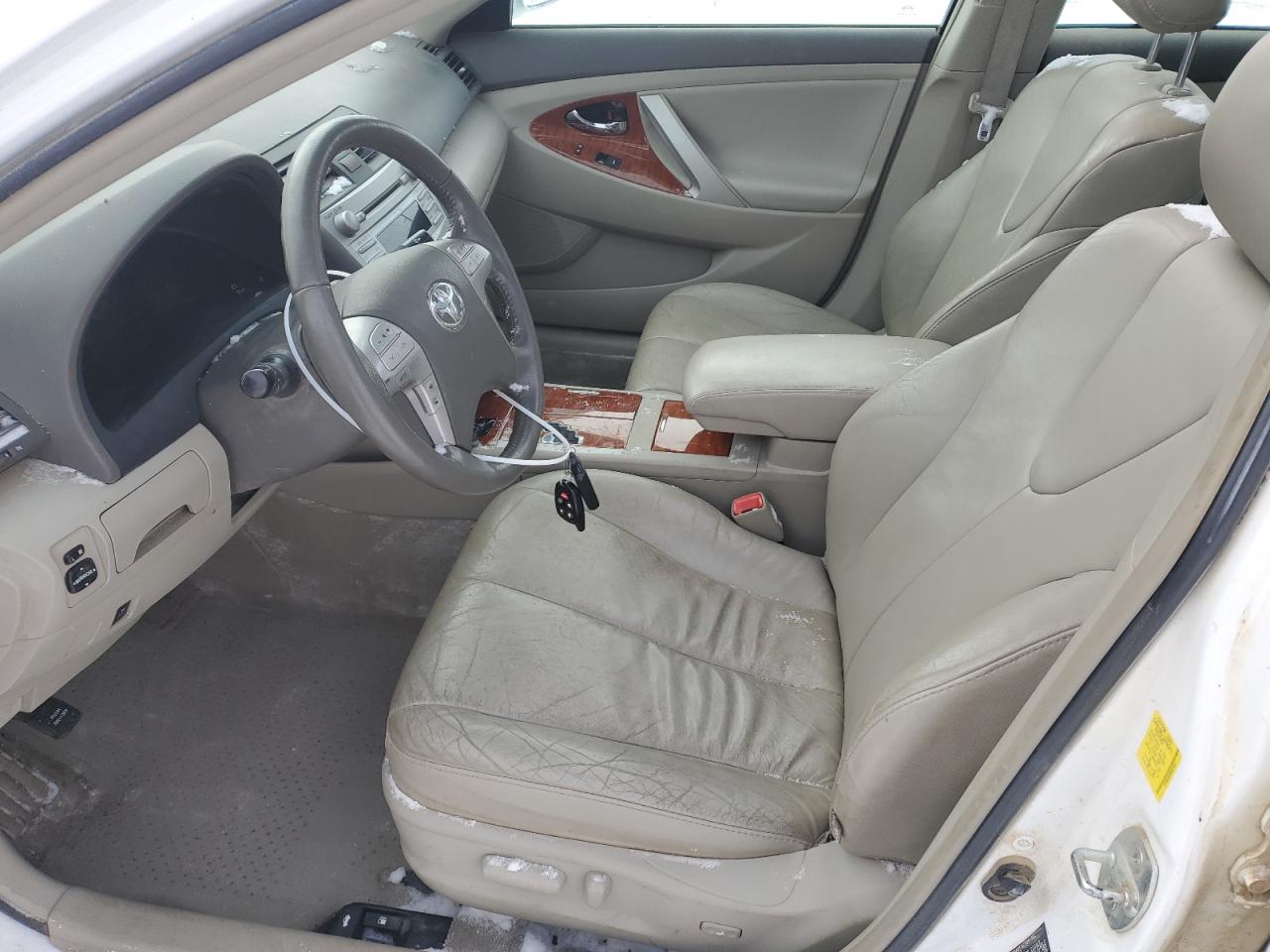 2011 Toyota Camry - Image 7