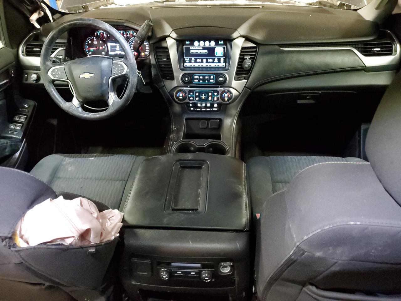 2016 Chevrolet Suburban - Image 8