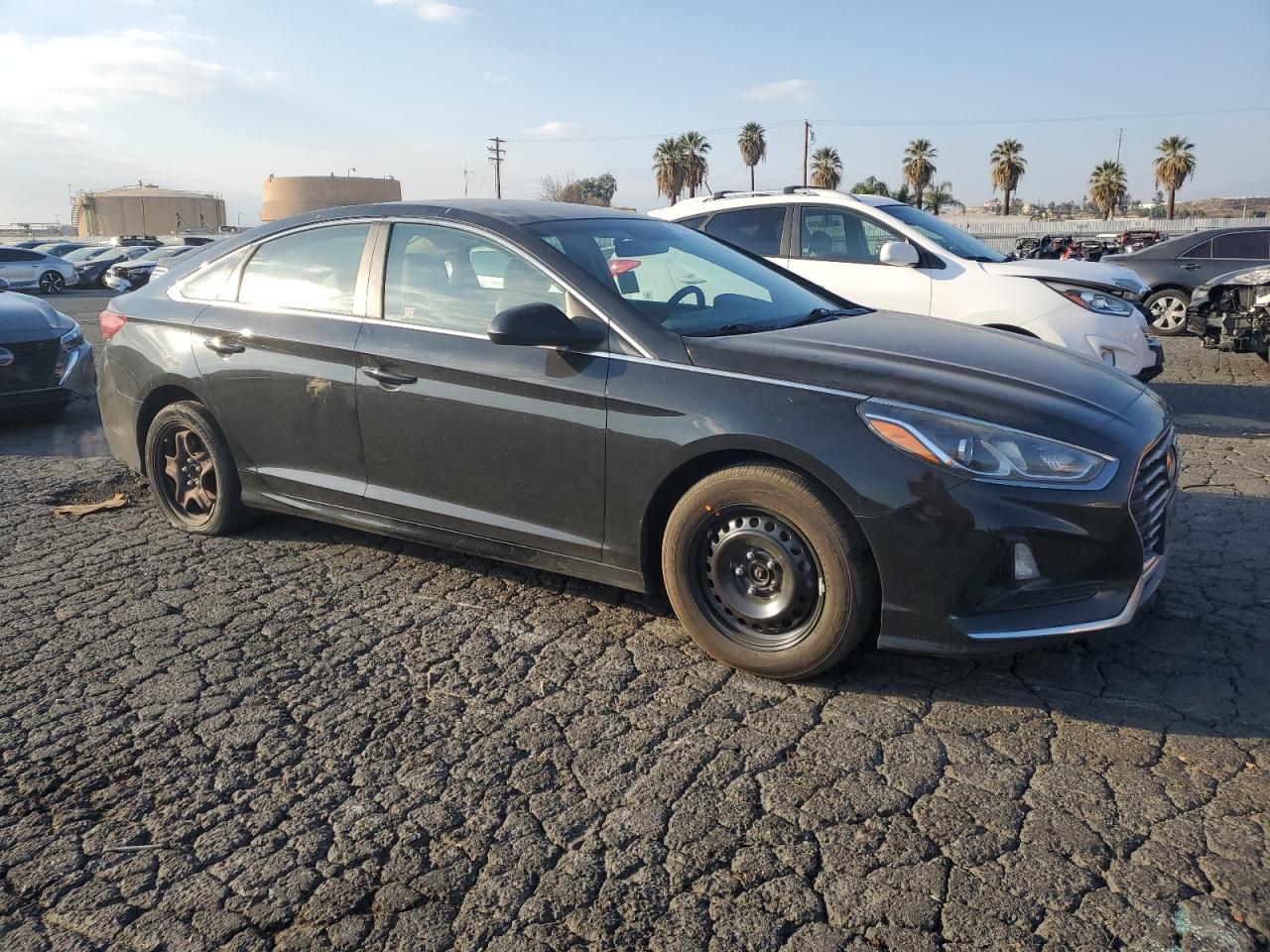 2019 Hyundai Sonata - Image 4