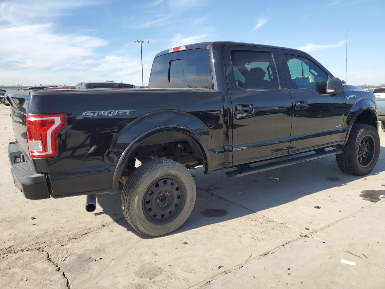 2015 Ford F-150 - Image 3