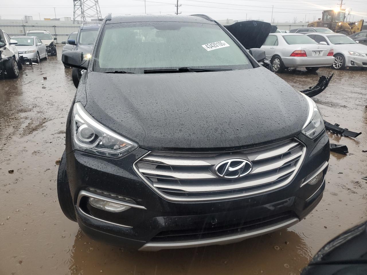 2017 Hyundai Santa Fe - Image 5