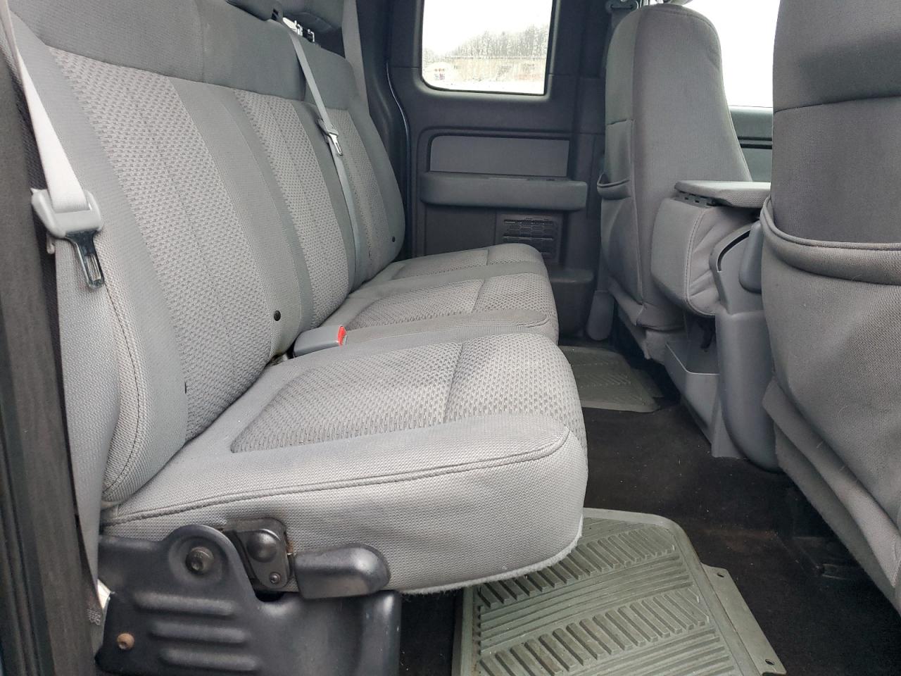 2013 Ford F-150 - Image 10