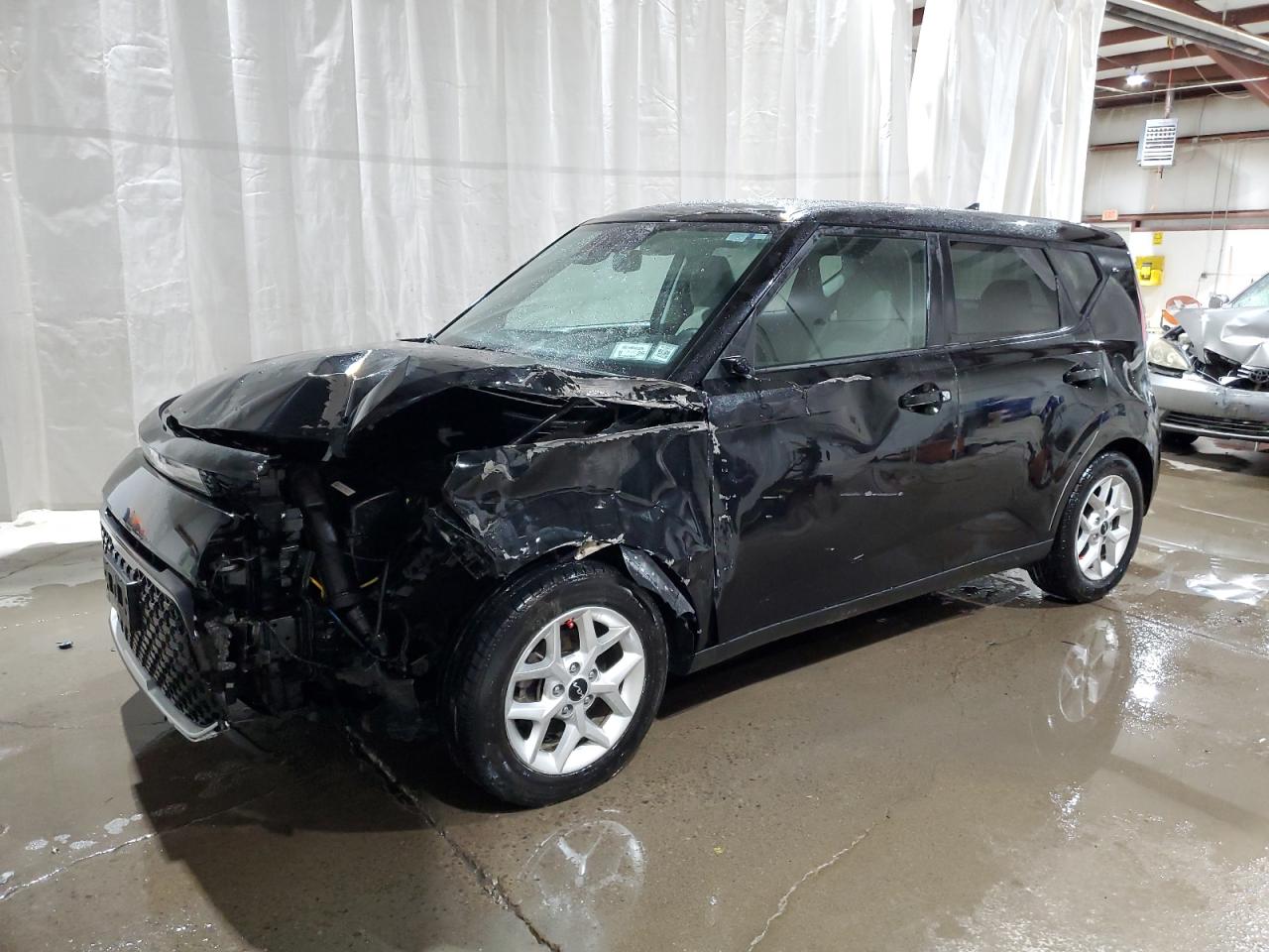 2023 Kia Soul - Image 1