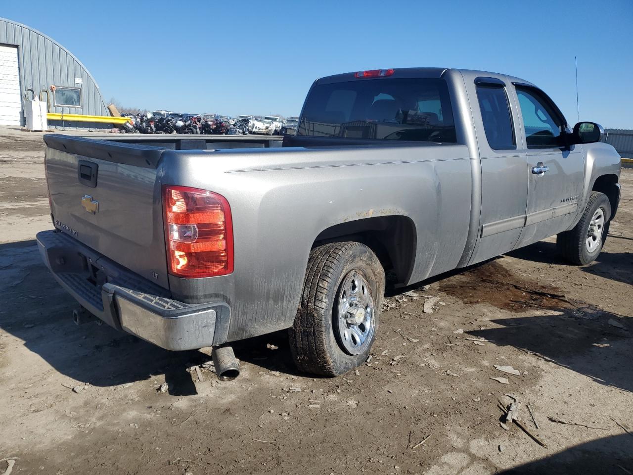 2013 Chevrolet Silverado - Image 3