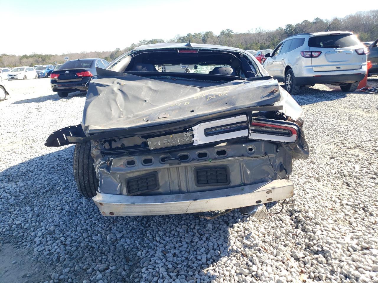 2019 Dodge Challenger - Image 6