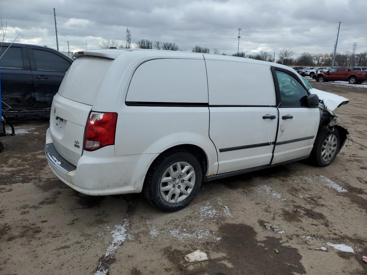 2014 RAM Cargo Van Tradesman - Image 3