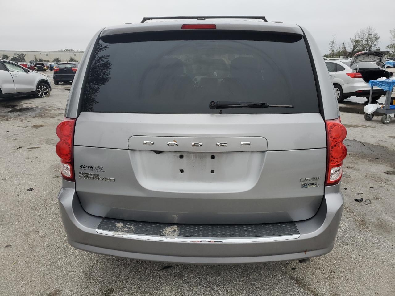 2013 Dodge Caravan - Image 6