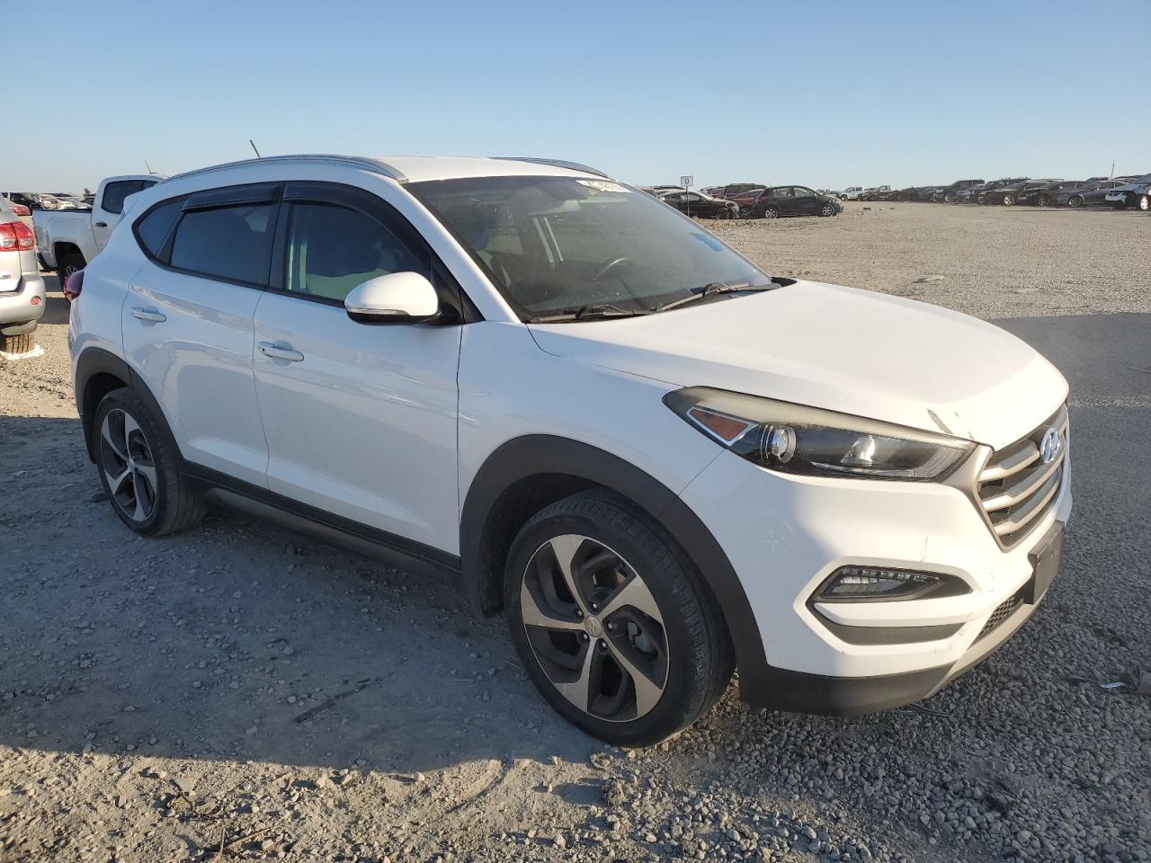 2016 Hyundai Tucson - Image 4