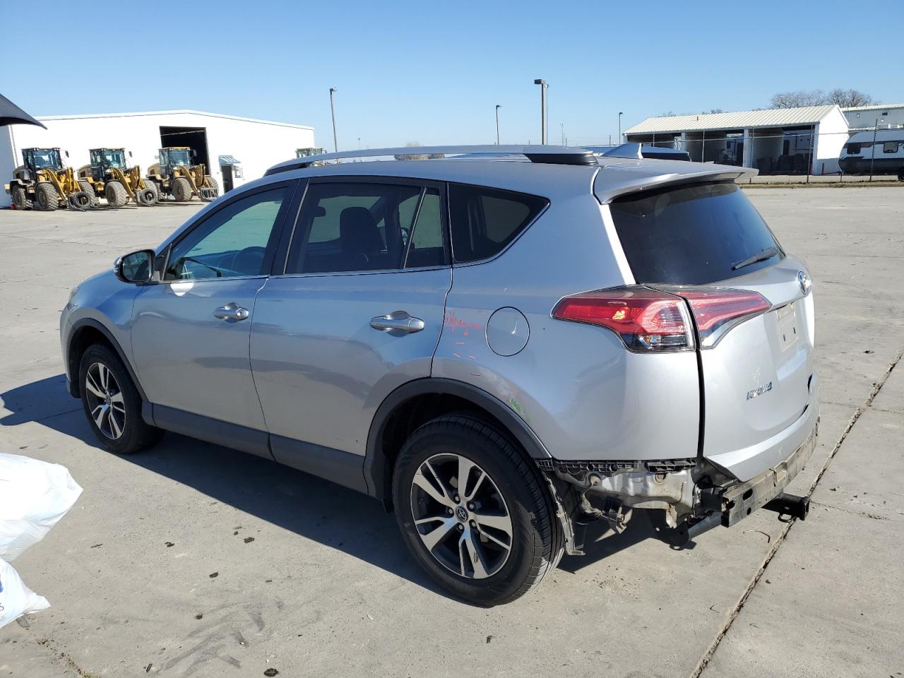 2016 Toyota RAV 4 - Image 2