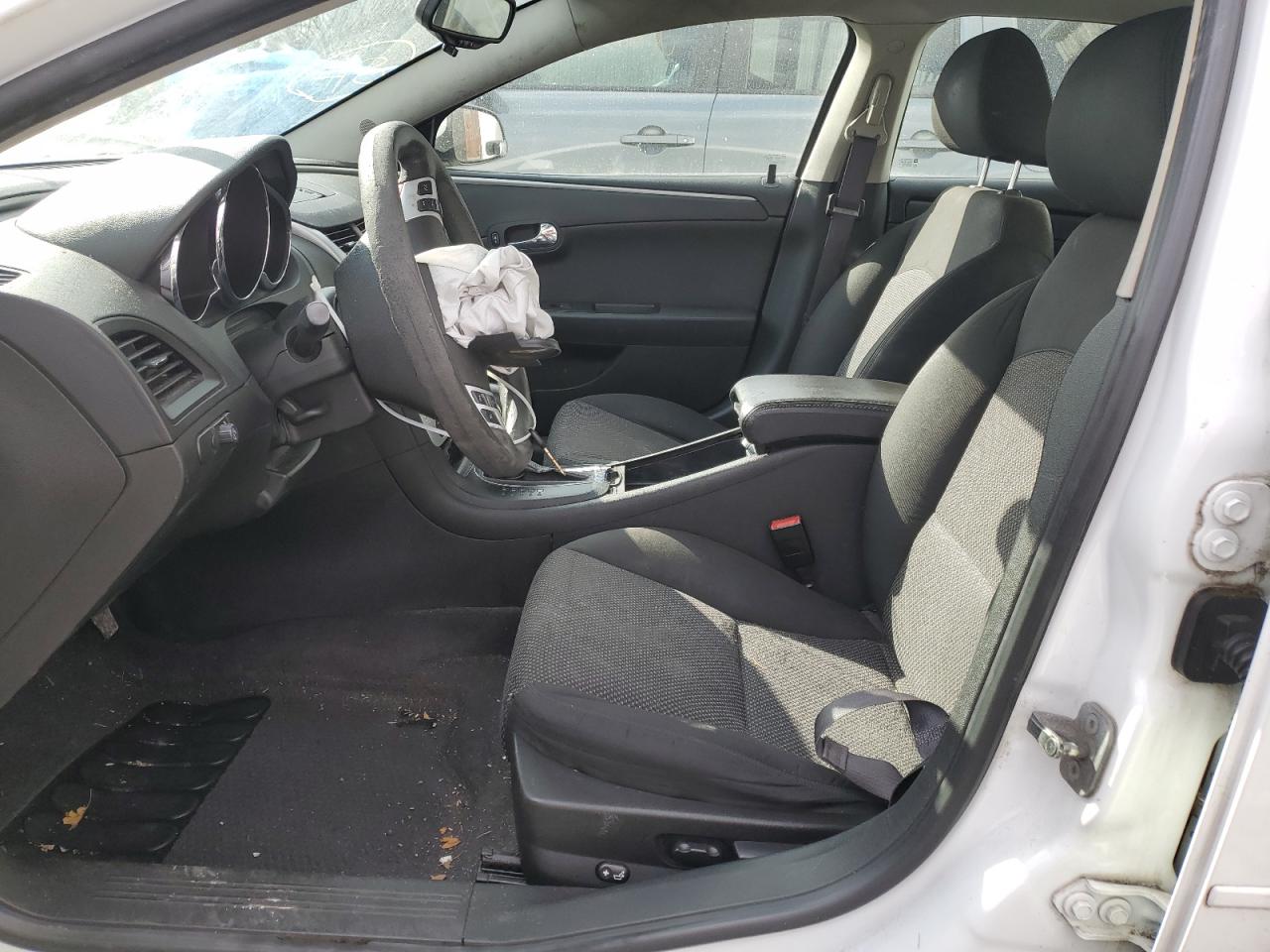 2012 Chevrolet Malibu - Image 7