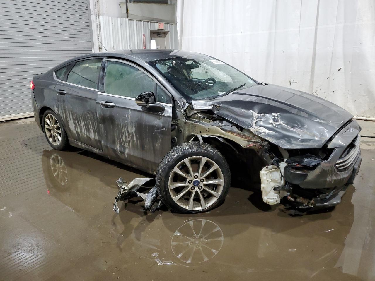2017 Ford Fusion - Image 4