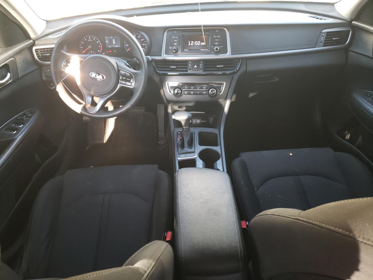 2017 Kia Optima - Image 8