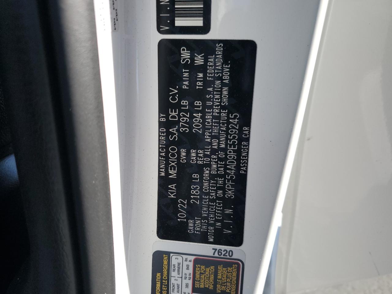 2023 Kia Forte - Image 13