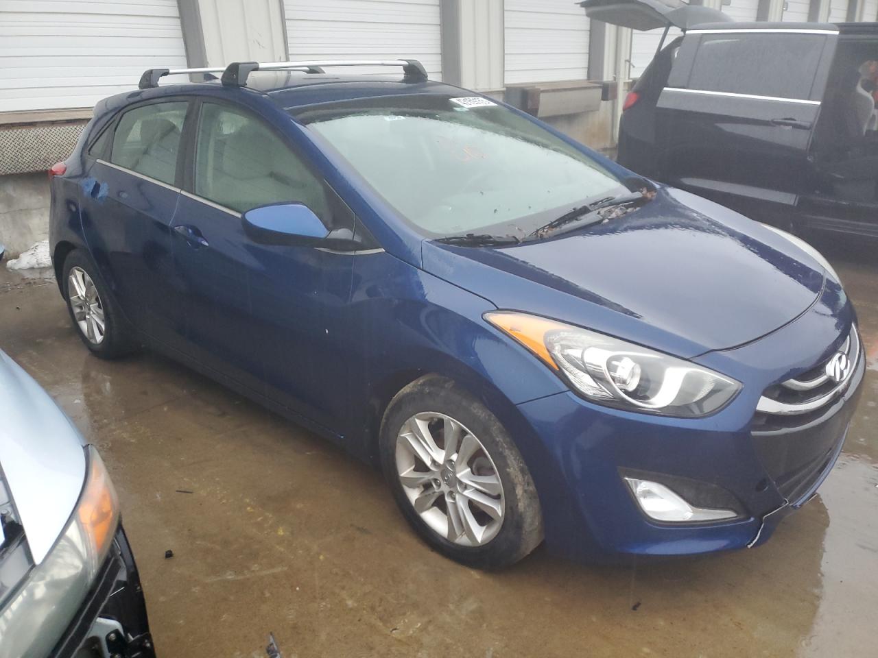 2013 Hyundai Elantra - Image 4