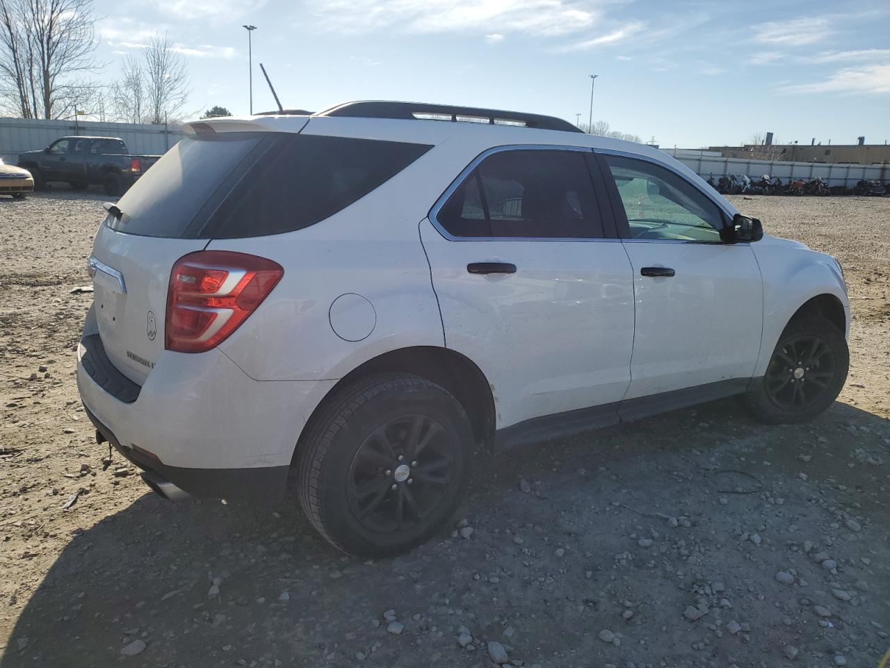 2016 Chevrolet Equinox - Image 3