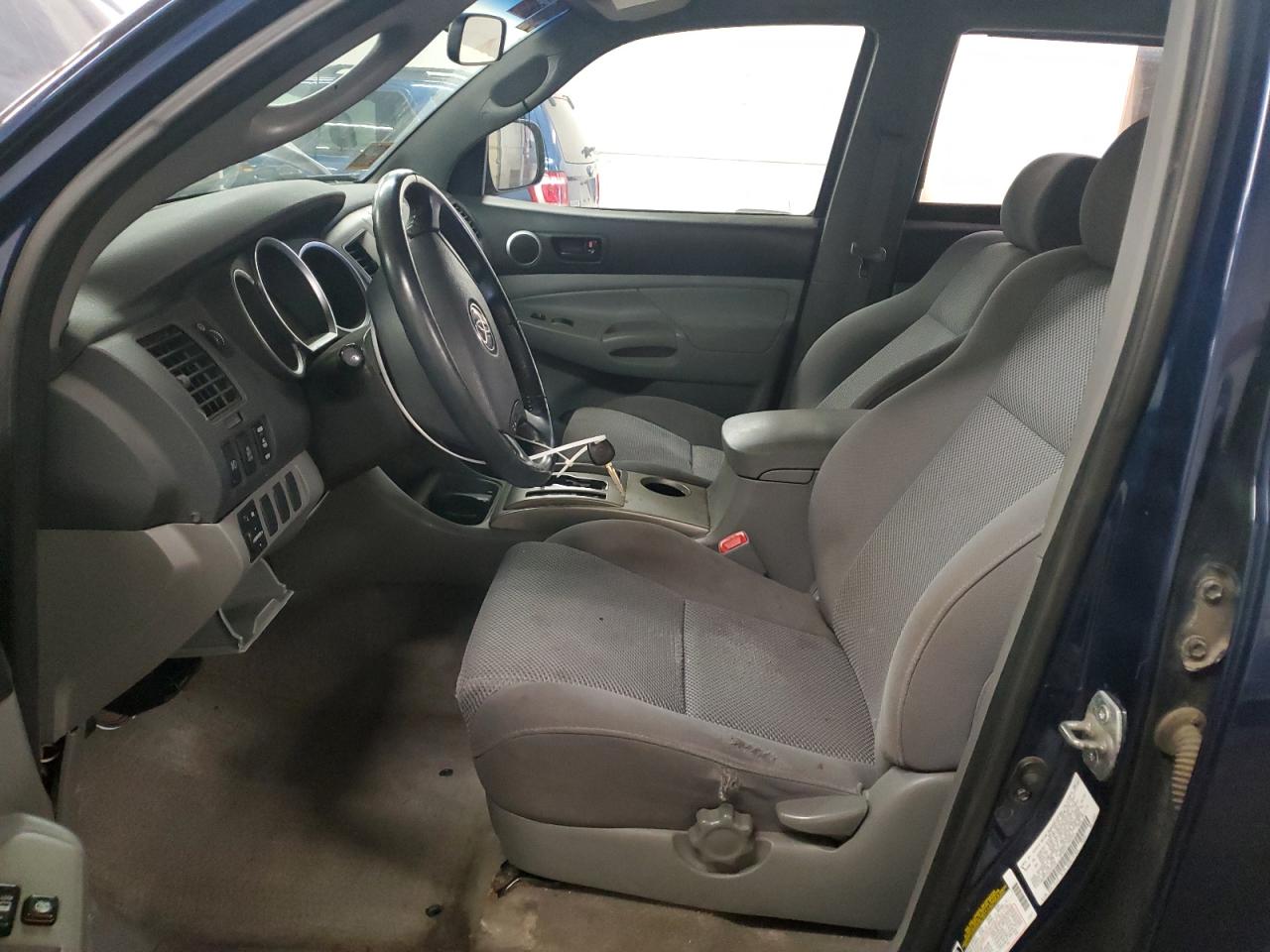 2005 Toyota Tacoma - Image 7