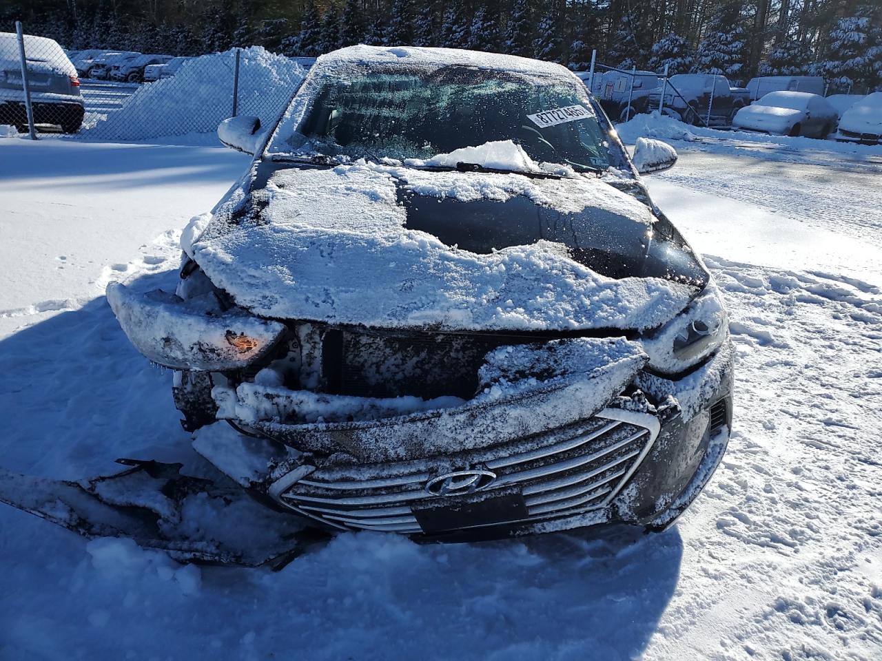 2018 Hyundai Elantra - Image 5