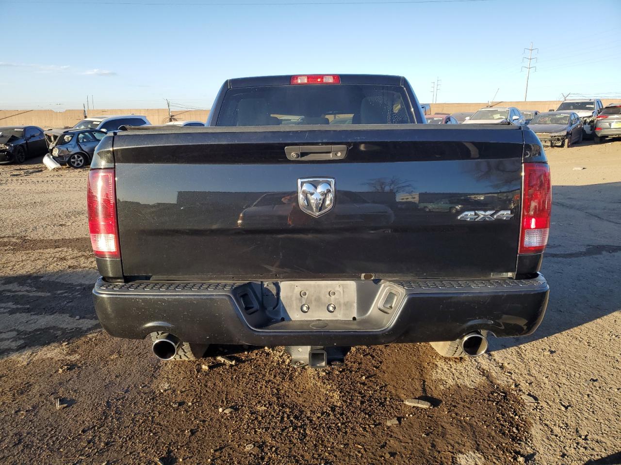 2016 RAM 1500 - Image 6