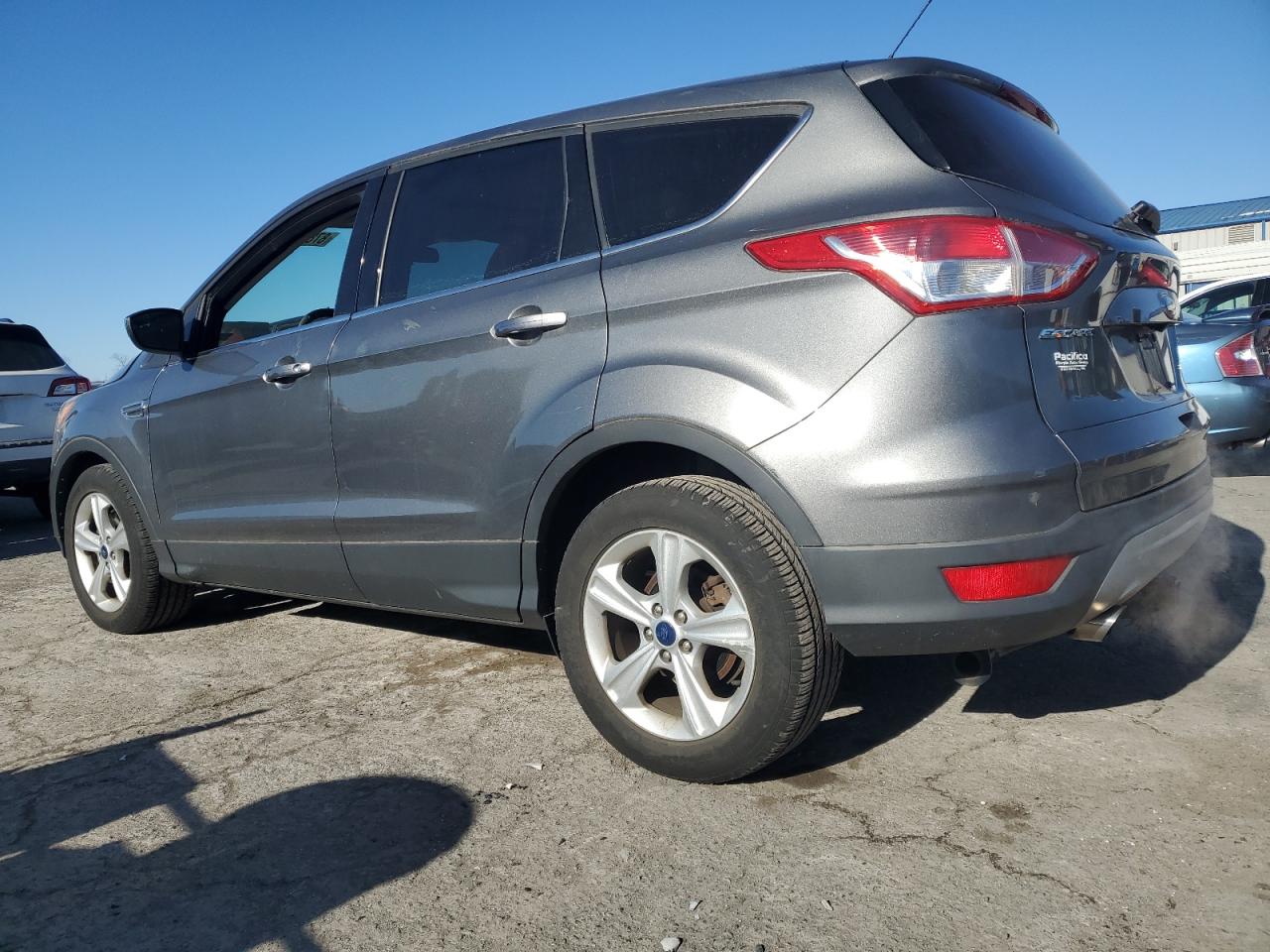 VIN 1FMCU0G95EUD76775 2014 FORD ESCAPE no.2