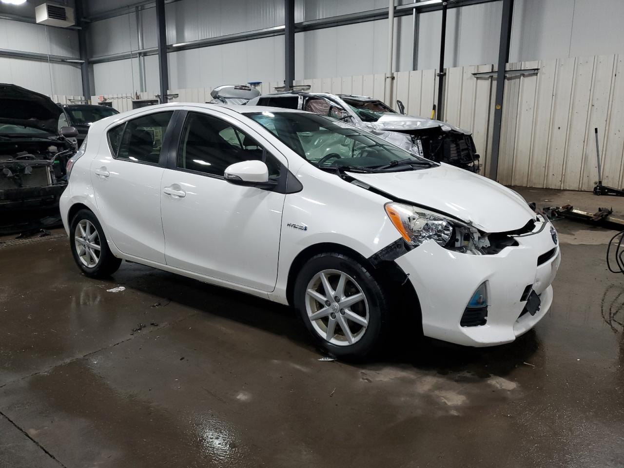 2012 Toyota Prius - Image 4