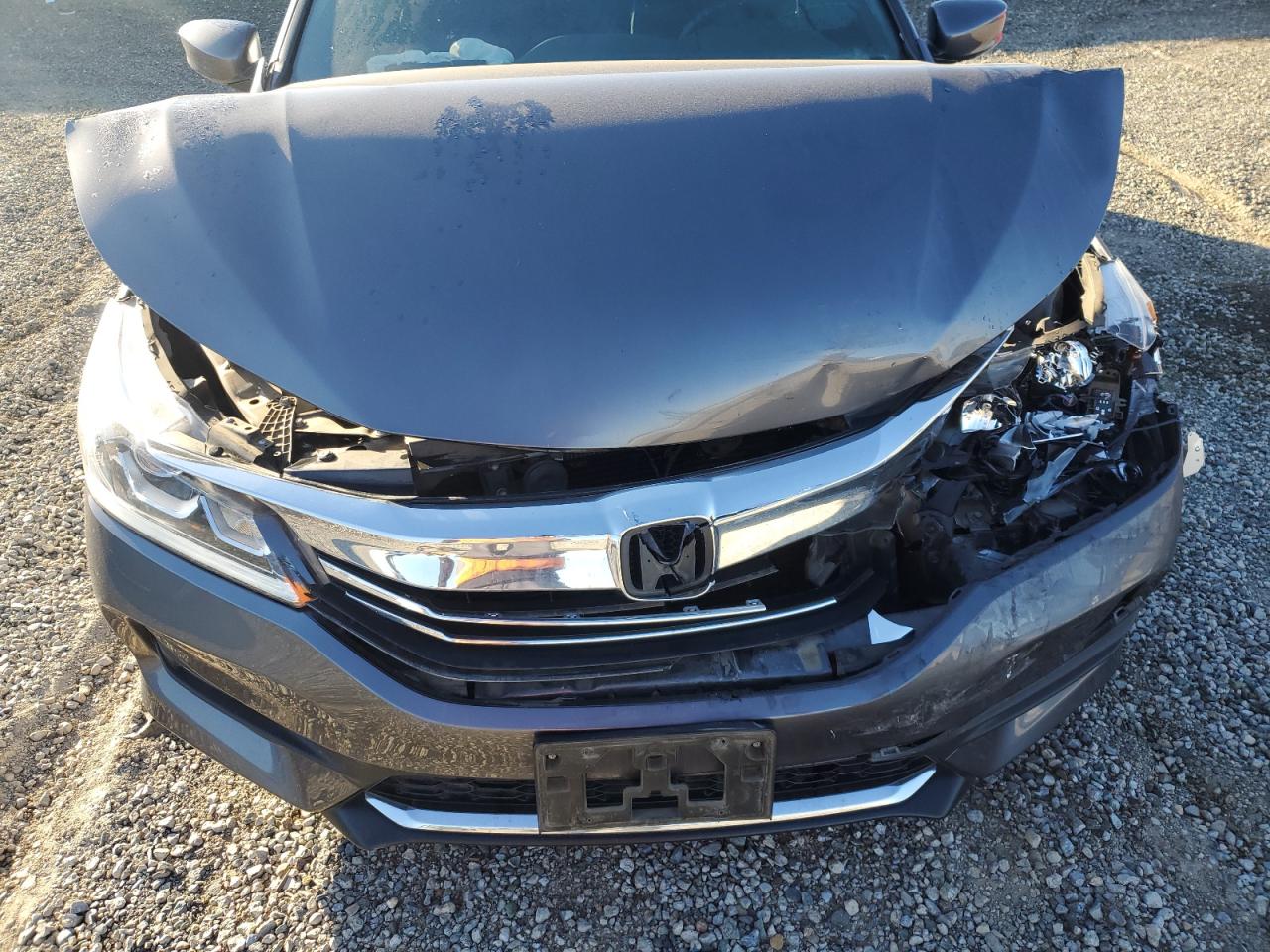 2017 Honda Accord - Image 12