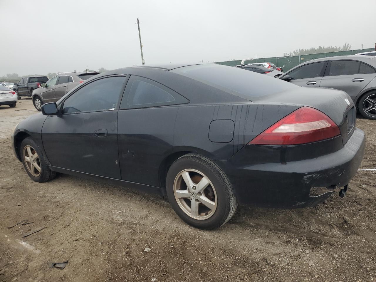 2005 Honda Accord - Image 2