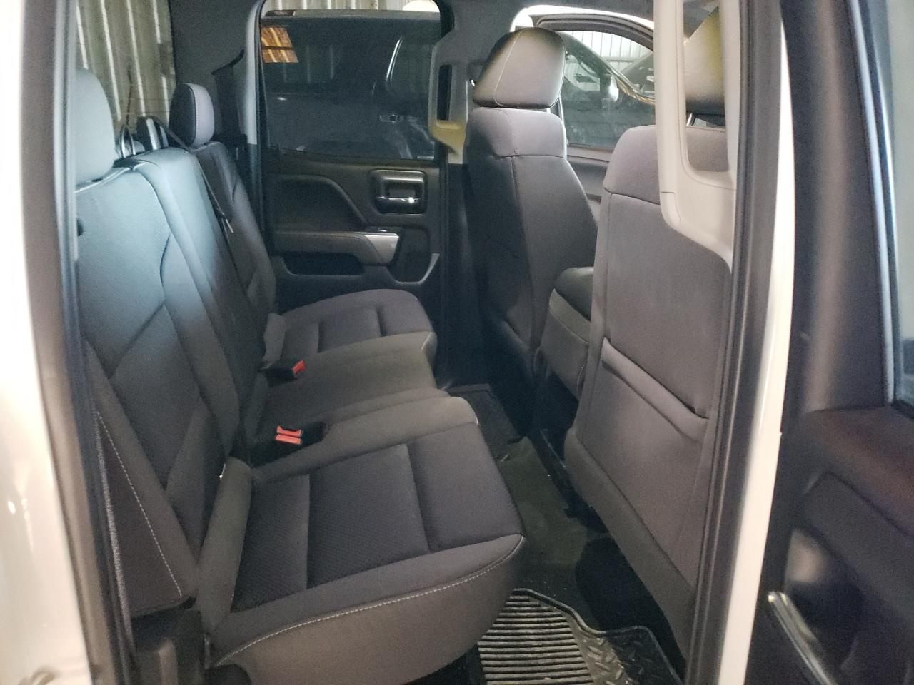 2018 Chevrolet Silverado - Image 10