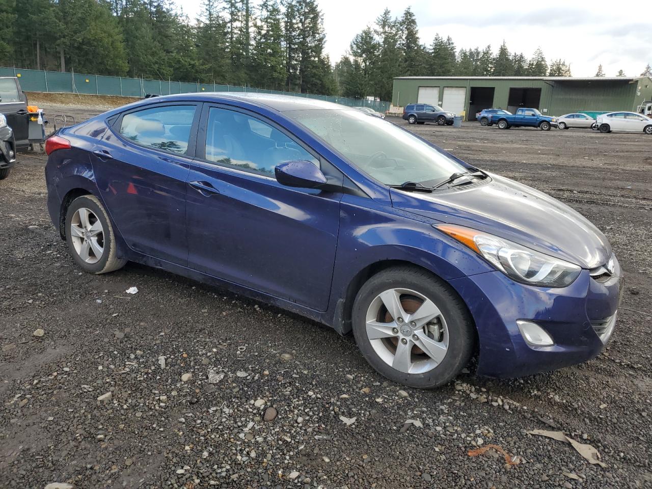2013 Hyundai Elantra - Image 4